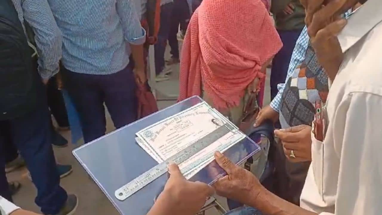 NDIN: চাকরি গিয়েছে স্কুলের ৯ শিক্ষকের, পরীক্ষা আপাতত স্থগিত