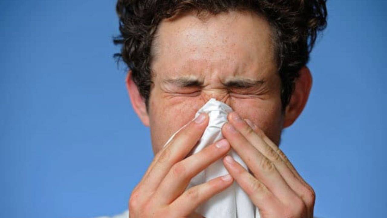 Season Change: মরসুম বদলে ঠান্ডা লেগেছে? কী করবেন?