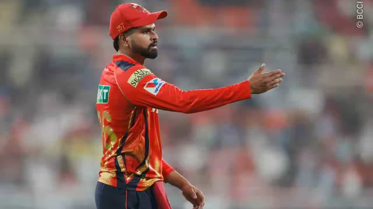 Shreyas Iyer: ঘরের মাঠে হেরেও খুশি পঞ্জাব অধিনায়ক শ্রেয়স আইয়ার, জানালেন কারণও... Shreyas Iyer: ঘরের মাঠে হেরেও খুশি পঞ্জাব অধিনায়ক শ্রেয়স আইয়ার, জানালেন কারণও...