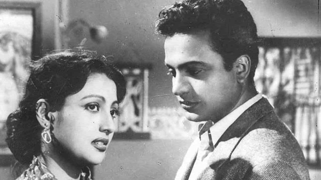 উত্তমের সঙ্গে ঝগড়া মেটাতে নিজে হাতে এই কাজটিই করতেন সুচিত্রা, কিন্তু শর্ত ছিল একটাই... উত্তমের সঙ্গে ঝগড়া মেটাতে নিজে হাতে এই কাজটিই করতেন সুচিত্রা, কিন্তু শর্ত ছিল একটাই...