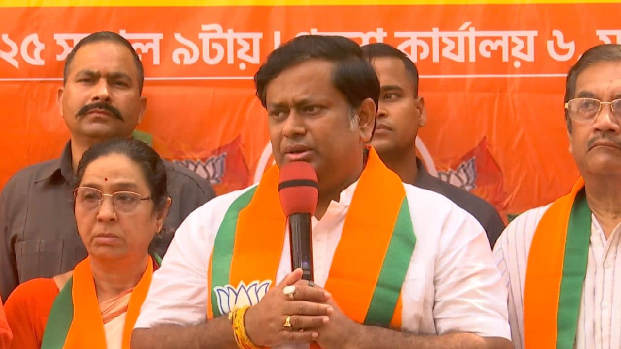 Sukanta Majumdar: ভেনেজুয়েলা নিয়ে কাঁদে, বাংলাদেশ নিয়ে নয় কেন? জ্যোতি-বুদ্ধের সমালোচনা করে বোঝালেন প্রফেশন সুকান্ত