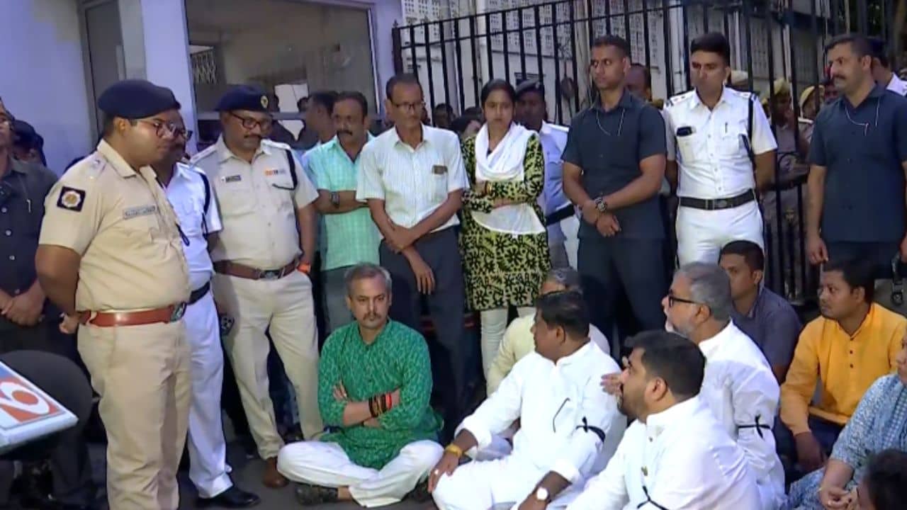 Sukanta Majumdar: ট্রাফিকের সমস্যা হচ্ছে, বললেন DC, পাল্টা সুকান্তদের যুক্তি...