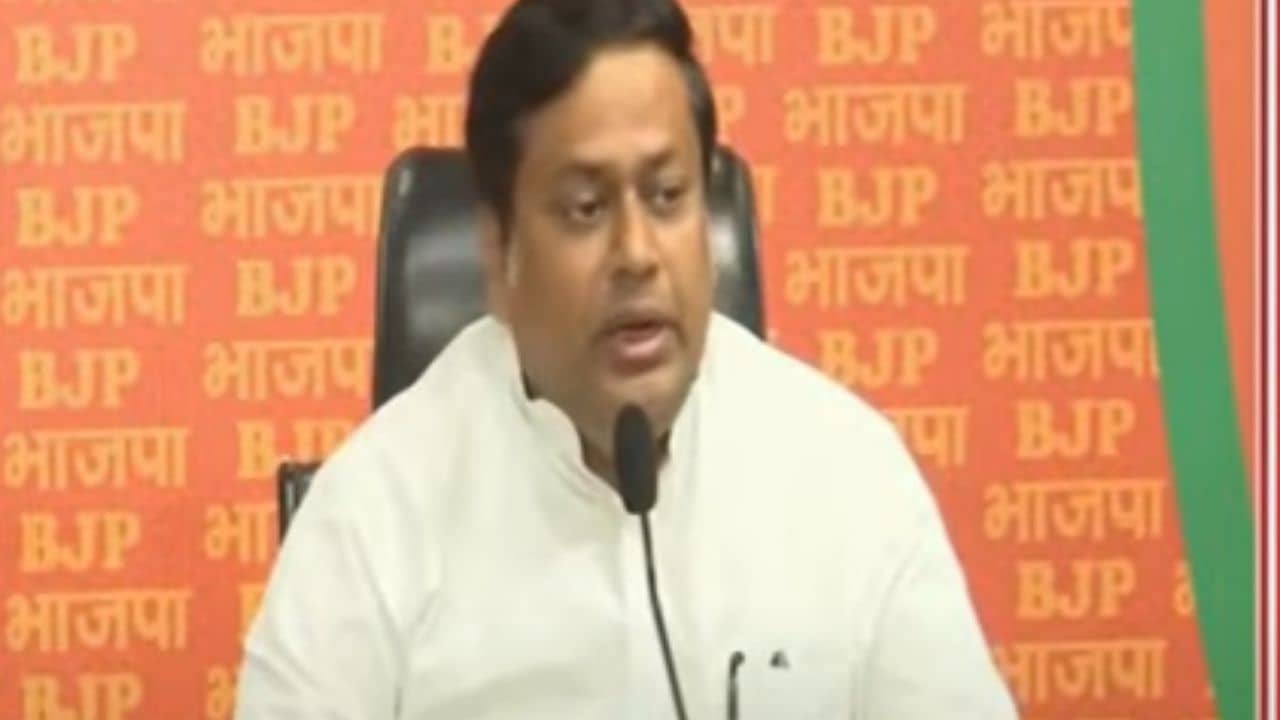 Sukanta Majumdar: মুখ্যমন্ত্রীর তহবিল থেকে বেতন, শিক্ষকদের জন্য রিলিফ মার্কস, বড় দাবি বিজেপির