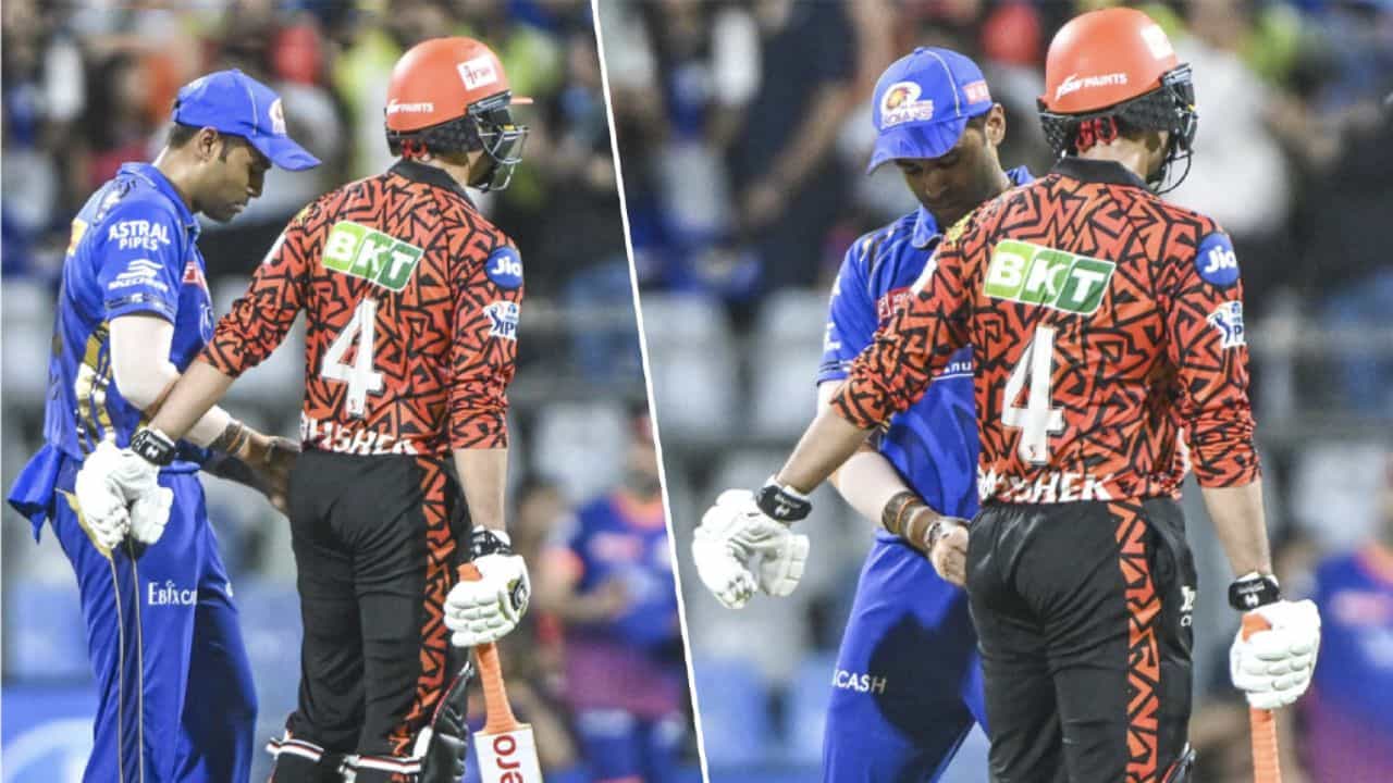 Abhishek Sharma: ভিডিয়ো: চিরকুট কই? অভিষেকের পকেটে উঁকিঝুঁকি স্কাইয়ের, তারপর... Abhishek Sharma: ভিডিয়ো: চিরকুট কই? অভিষেকের পকেটে উঁকিঝুঁকি স্কাইয়ের, তারপর...