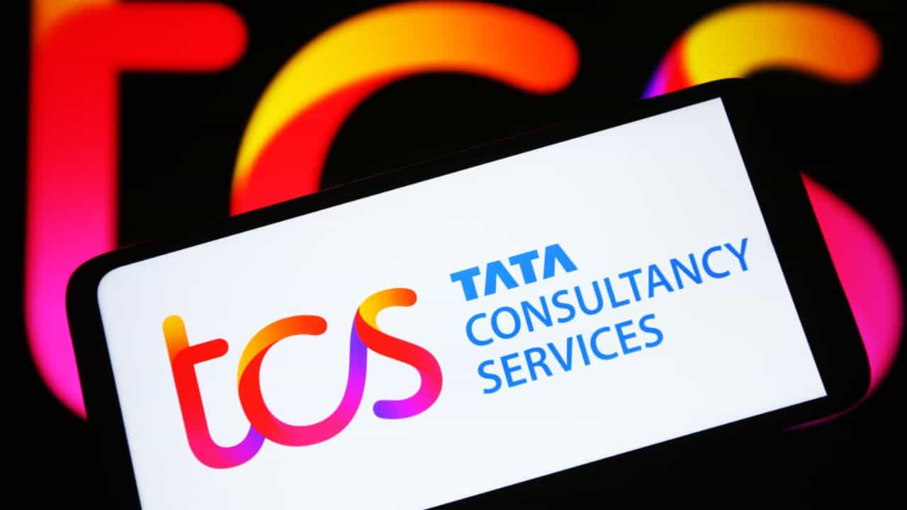 TCS Q4 Report: টাটার রিপোর্টে 'মন খারাপ' বিনিয়োগকারীদের, TCS ভাঙল 'প্রত্যাশা' TCS Q4 Report: টাটার রিপোর্টে 'মন খারাপ' বিনিয়োগকারীদের, TCS ভাঙল 'প্রত্যাশা'