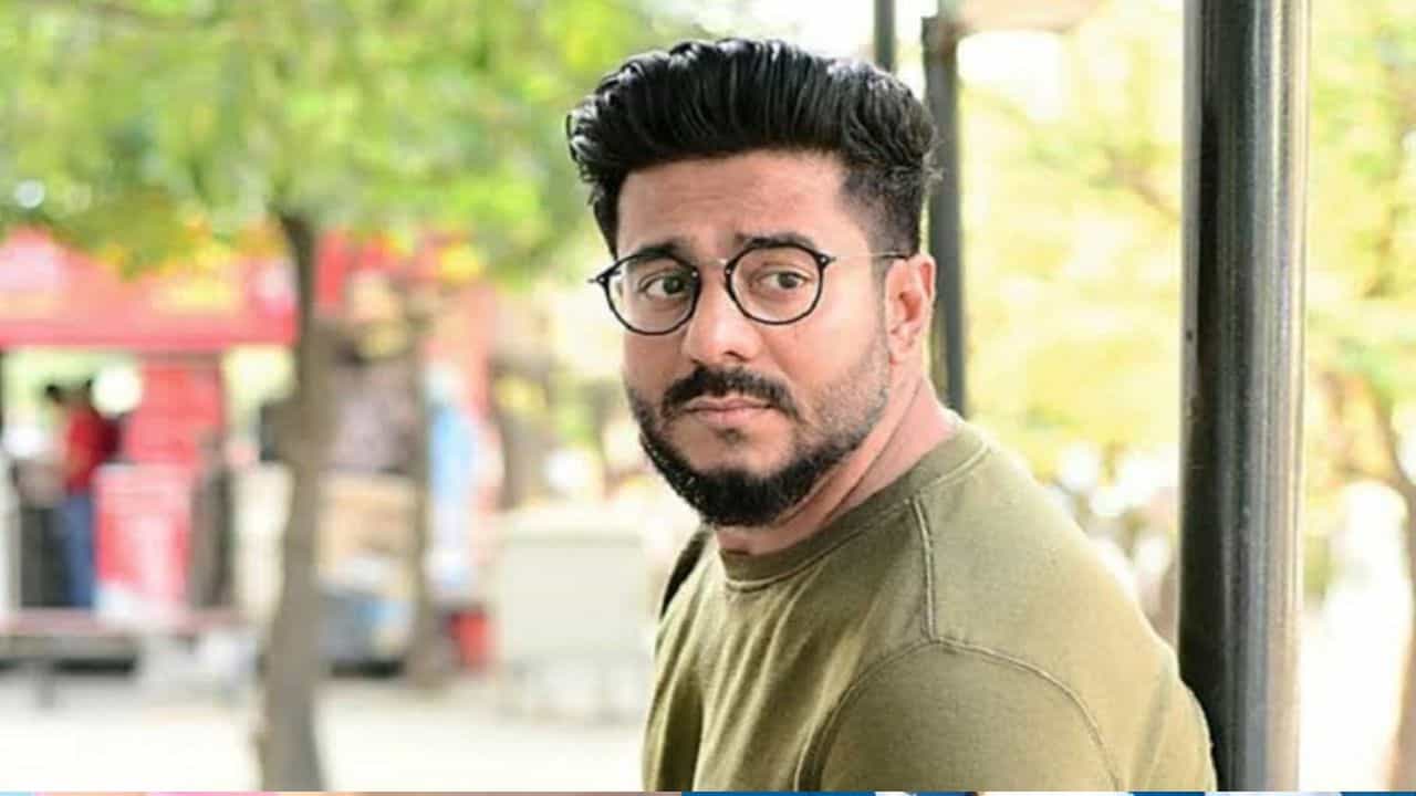 একটা বাচ্চা মেয়েকে টার্গেট করা হলো, ধিক্কার জানাই: রাজ চক্রবর্তী একটা বাচ্চা মেয়েকে টার্গেট করা হলো, ধিক্কার জানাই: রাজ চক্রবর্তী