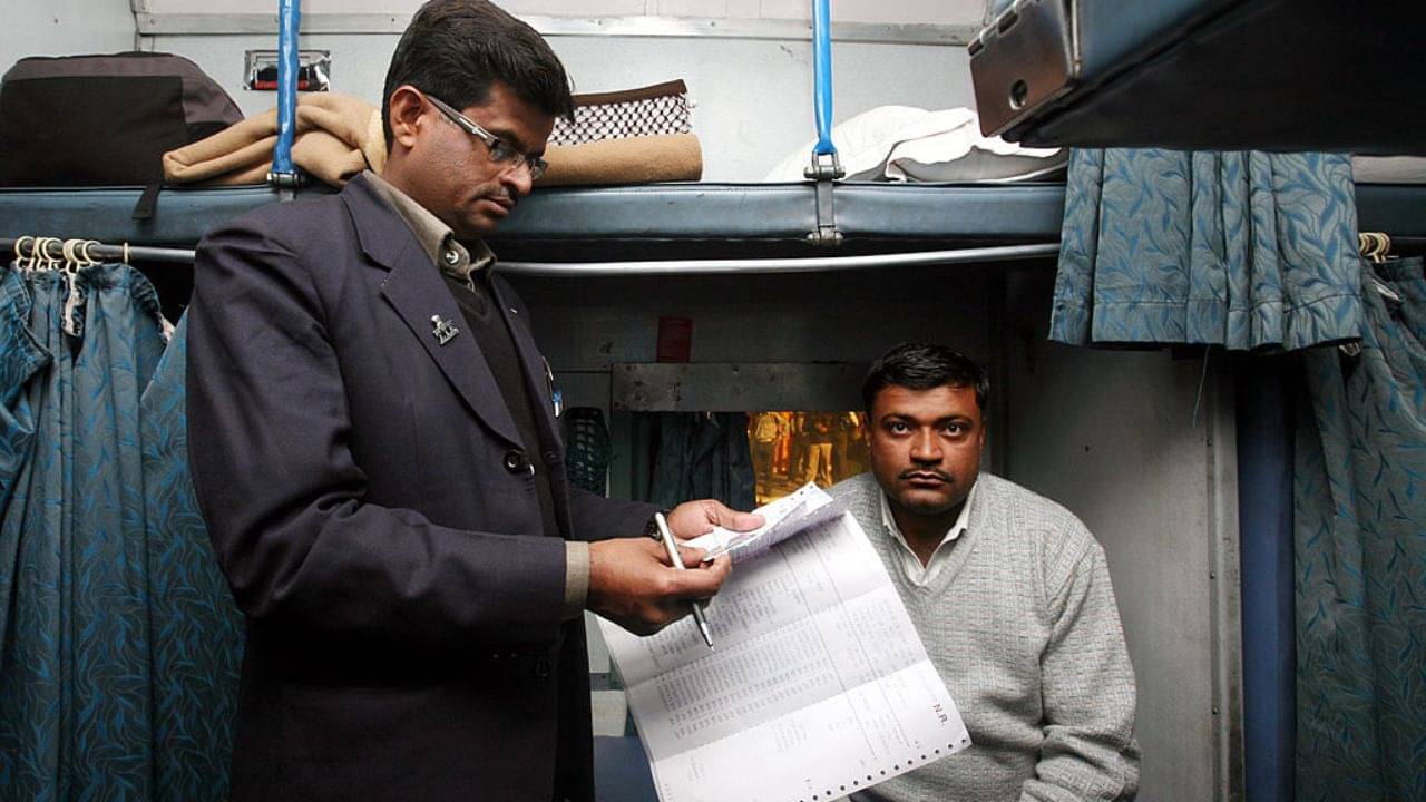 Indian Railway: আগামিকাল থেকেই রেলে লাগু নতুন নিয়ম! ভুলেও করবেন না এই কাজ, হয়ে যেতে পারে বড় জরিমানা