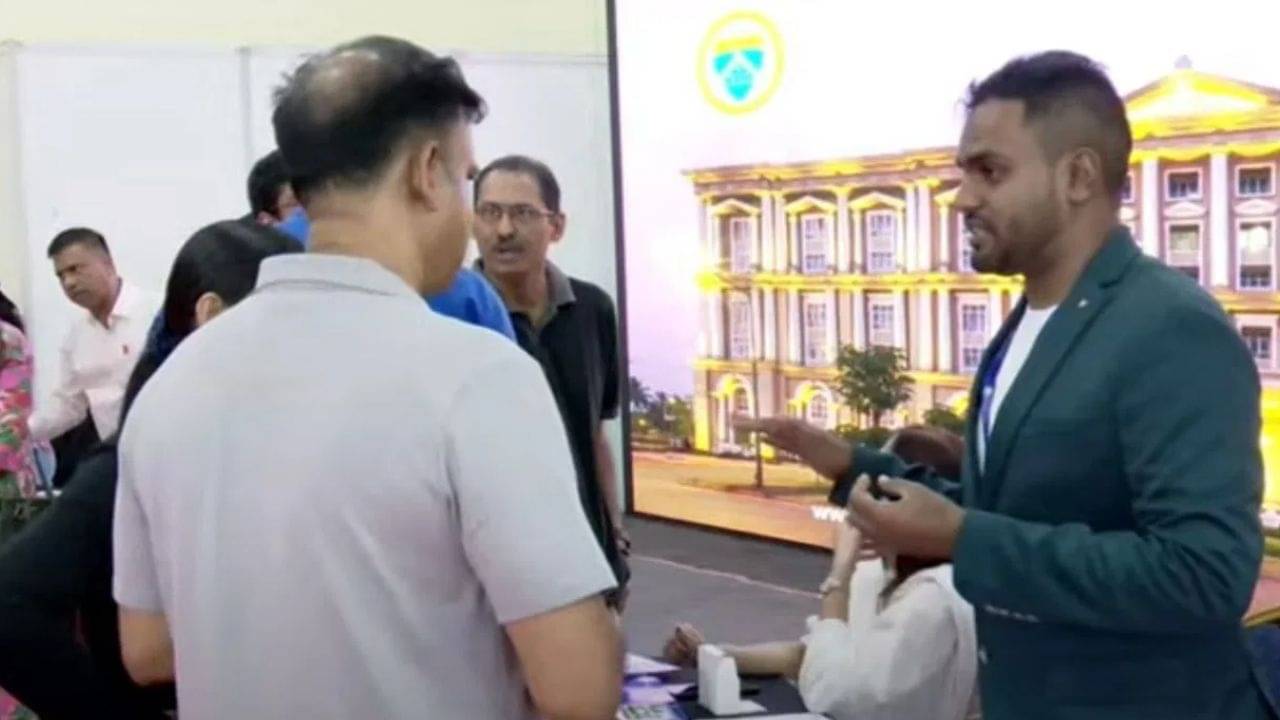 TV9 Education Expo 2025: বিদেশে উচ্চশিক্ষার স্বপ্ন? কোন কোর্স নিয়ে পড়লে উজ্জ্বল হবে ভবিষ্যৎ? হদিস দিল টিভি৯ এডুকেশন এক্সপো