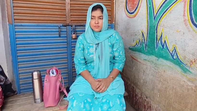 Tapan: আচমকা তালা লাগিয়ে উধাও স্বামী-শ্বশুরবাড়ির লোক, ধরনায় বসলেন বাড়ির বৌ