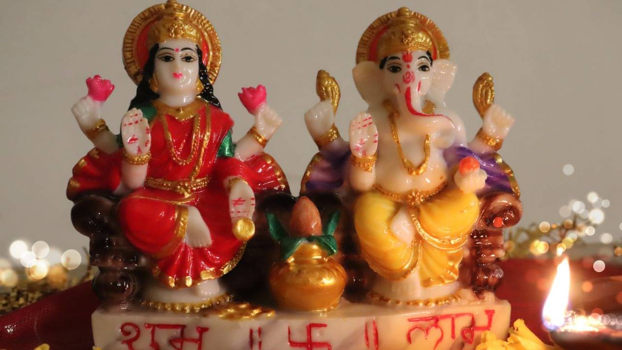 Akshaya Tritiya 2025: অক্ষয় তৃতীয়ায় ভুলেও এই ৫ জিনিস কিনবেন না, সংসারে ধেয়ে আসবে চরম অশান্তি