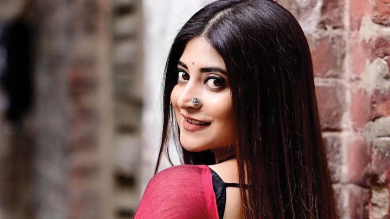 সাইকোলজিস্টের কাছে যাব? পাগল নাকি, ভাবনা থেকে বের হন, মত সন্দীপ্তার