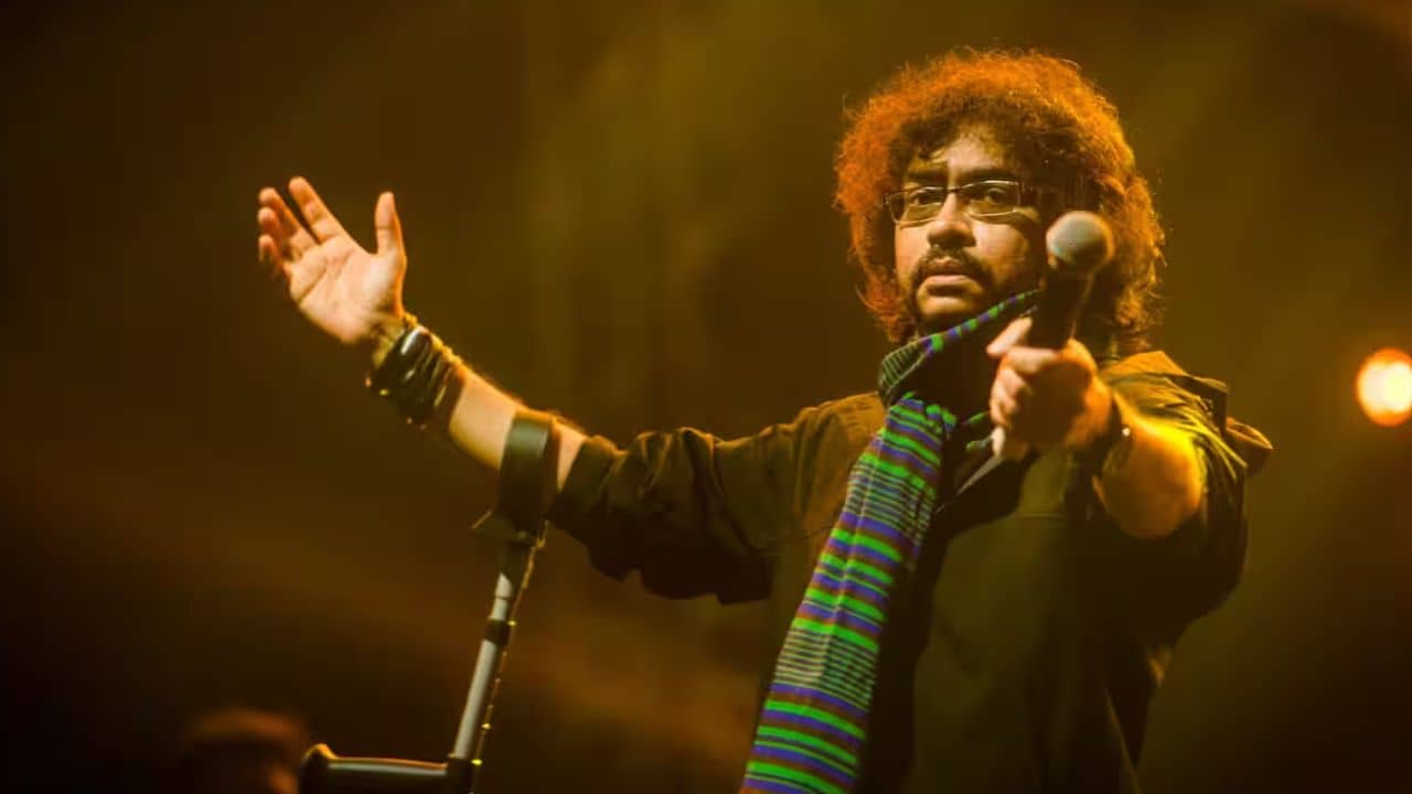 সবচেয়ে হতাশ লাগে কেন জন্মালাম, কেন বললেন রূপম ইসলাম