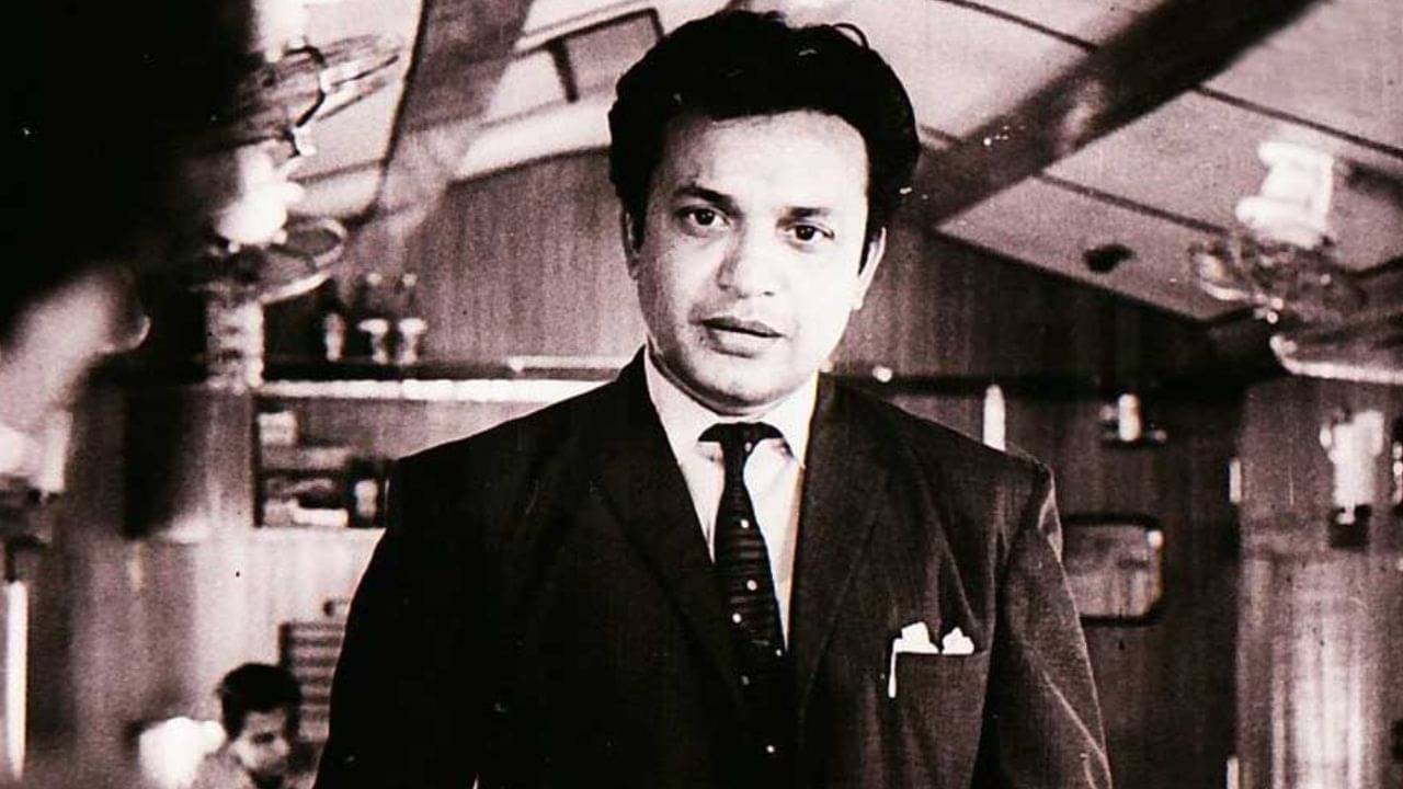 চিত্রনাট্য না দেখানোর কারণে হিন্দি ছবির শুটিং ছেড়ে বেরিয়ে আসেন উত্তম কুমার, কোন ছবি ?