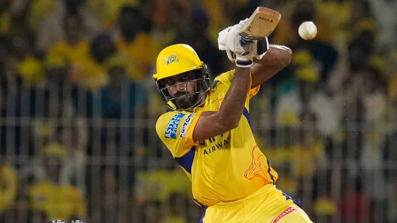 IPL 2025, CSK: কচ্ছপ গতি! হাফসেঞ্চুরিতেও লজ্জার রেকর্ড বিজয় শঙ্করের
