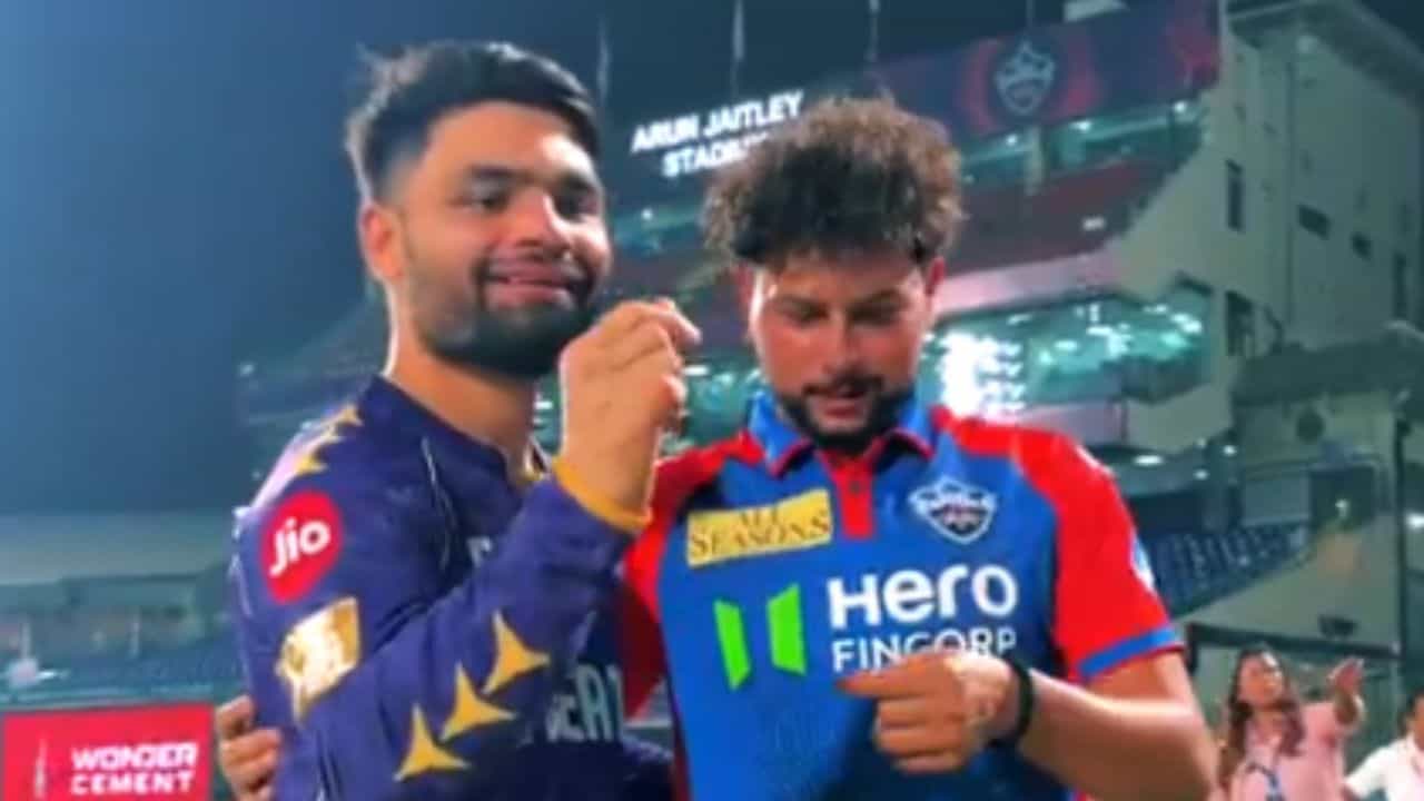 Watch Video: রিঙ্কু-কুলদীপ থাপ্পড় কিস্সায় শোরগোল! চড় নাকি ভাইচারা? আসরে DC-KKR Watch Video: রিঙ্কু-কুলদীপ থাপ্পড় কিস্সায় শোরগোল! চড় নাকি ভাইচারা? আসরে DC-KKR