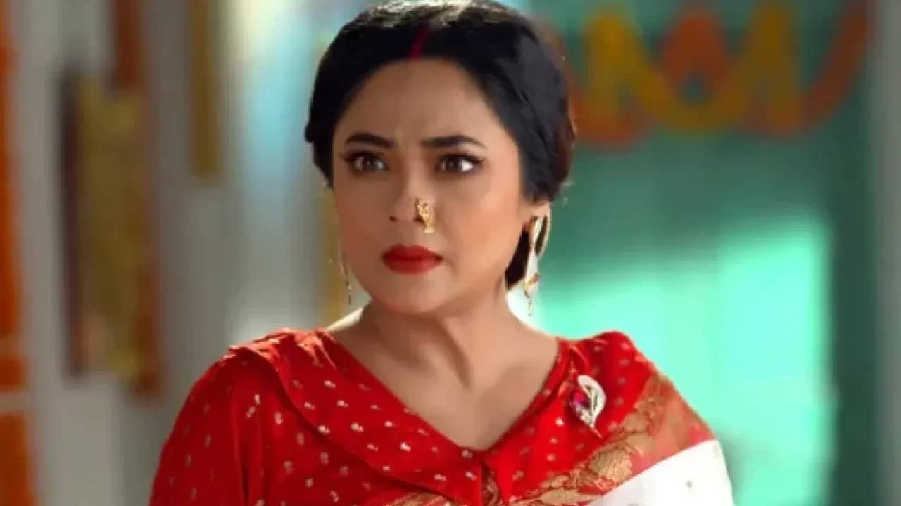 শ্রিয়া এখন ‘কনটেন্ট’? ঠাকুরপুকুর ঘটনার তীব্র নিন্দা করে আয়না দেখালেন রূপাঞ্জনা