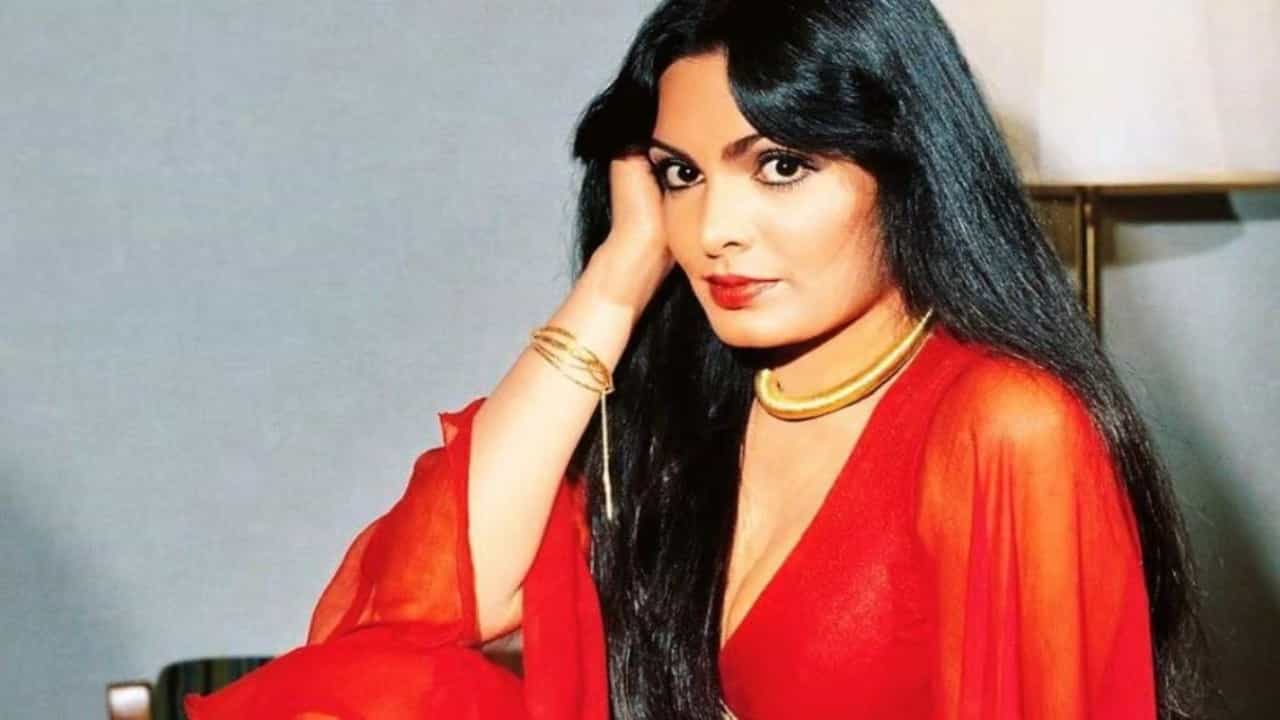 অর্থকষ্টে কাটে শেষ জীবন, ফ্ল্যাট থেকে মেলে মৃতদেহ, সেই পরভিনের কোন সিক্রেট সামনে আনেন অমল পালেকর? অর্থকষ্টে কাটে শেষ জীবন, ফ্ল্যাট থেকে মেলে মৃতদেহ, সেই পরভিনের কোন সিক্রেট সামনে আনেন অমল পালেকর?