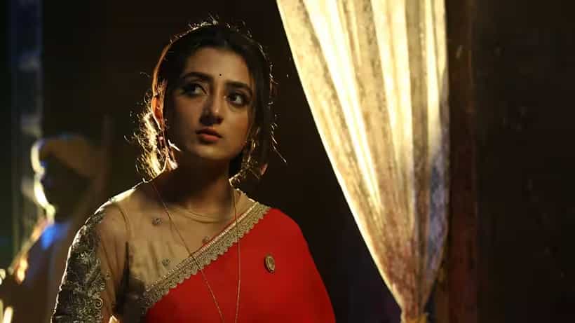 সুরঙ্গনাকে বিয়ে নিয়ে কে প্রশ্ন করেন? নায়িকা হাসতে-হাসতে বললেন...