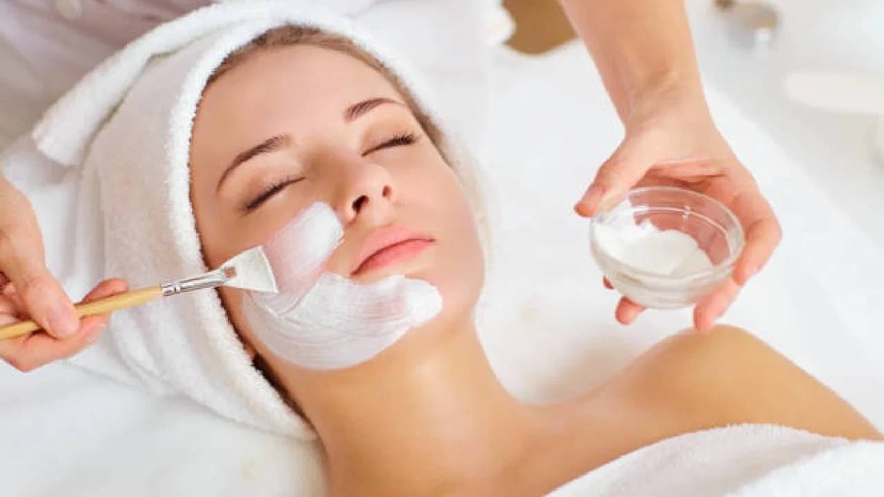 বয়স তো সংখ্যা মাত্র, এই এক রহস্যেই ত্বক থাকবে চির তরুণ