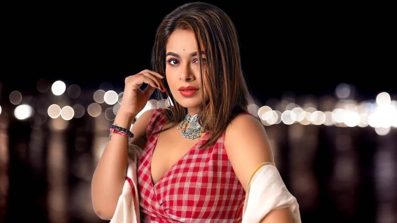 ‘লাখ টাকার লক্ষ্মীলাভ’-এর মঞ্চে এবার ইমন, অক্ষয় তৃতীয়ার দিন বিশেষ পর্বে থাকছে কোন চমক?