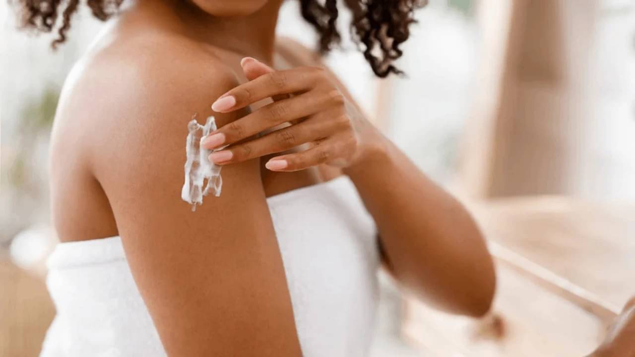 দামি প্রোডাক্ট নয়, এবার বাড়িতেই তৈরি করে ফেলুন প্রাকৃতিক বডি লোশন