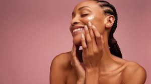 গরমে মুখে তেল কাটছে? বাড়ছে অস্বস্তি! এখনই বন্ধ করুন এই কাজ গরমে মুখে তেল কাটছে? বাড়ছে অস্বস্তি! এখনই বন্ধ করুন এই কাজ