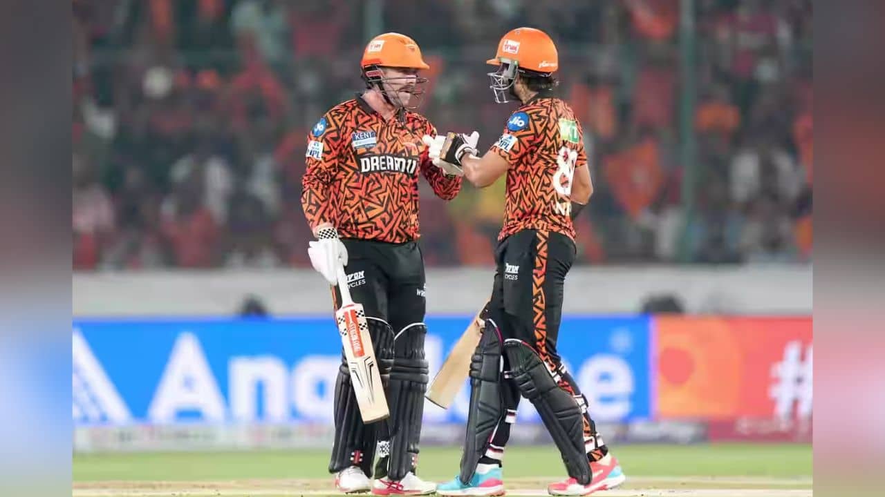 SRH, IPL 2025: ইডেনে ৩০০-র ঝড় তুলবে অরেঞ্জ আর্মি? নিজামের শহরের দলের অন্দরে চলছে...
