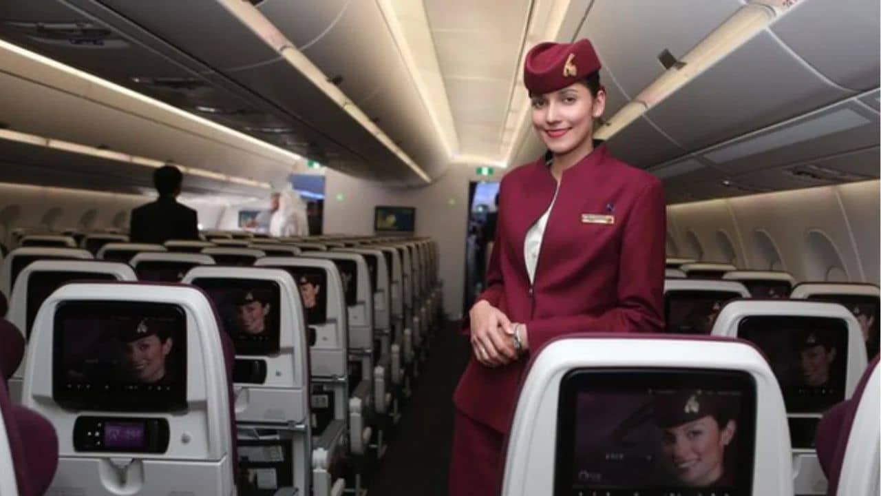 Quits job mid-air: আমি চাকরি ছাড়ছি, মাঝ আকাশেই ঘোষণা করে চমক বিমানসেবিকার