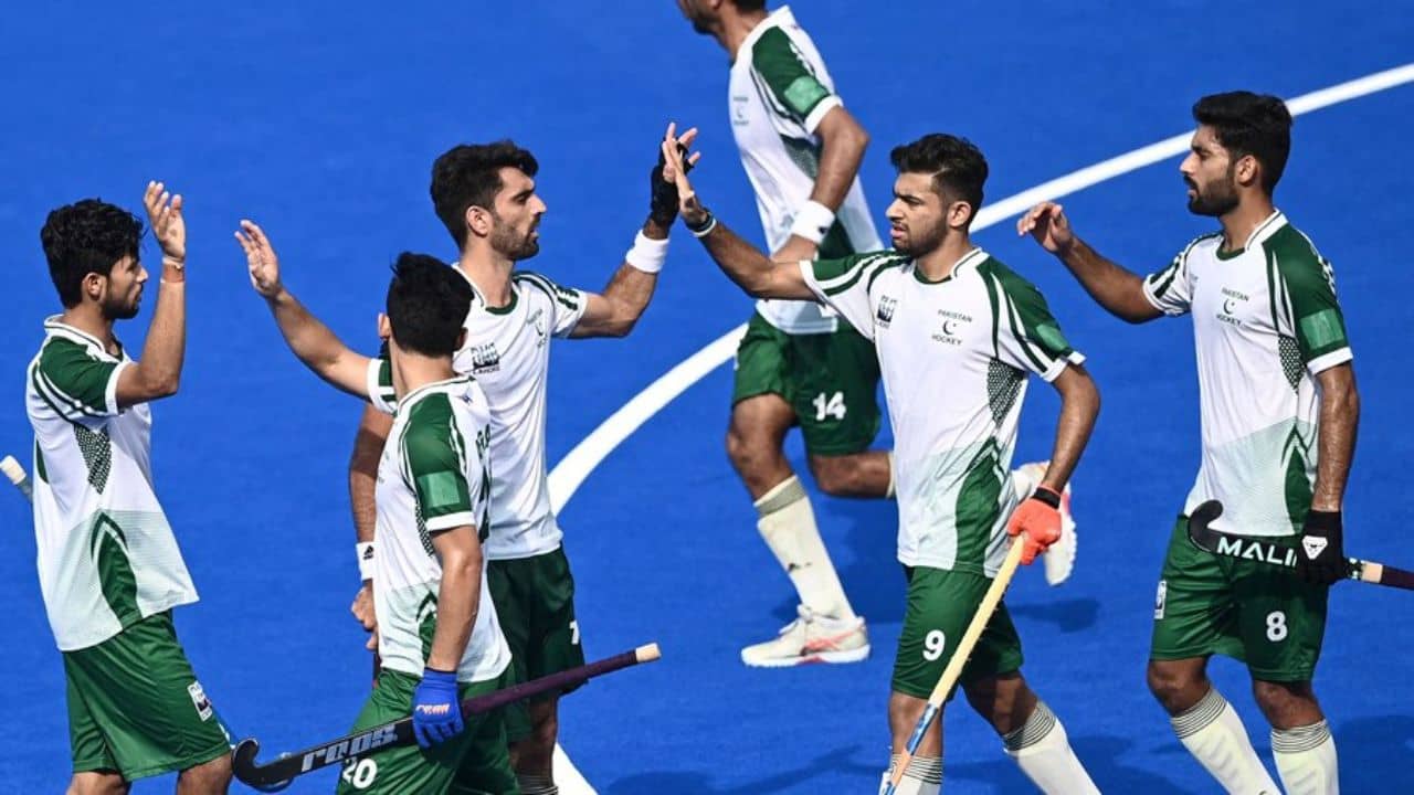 মালয়েশিয়ারও রাস্তা বন্ধ! দেখুন পাকিস্তানের লজ্জার কুকীর্তি