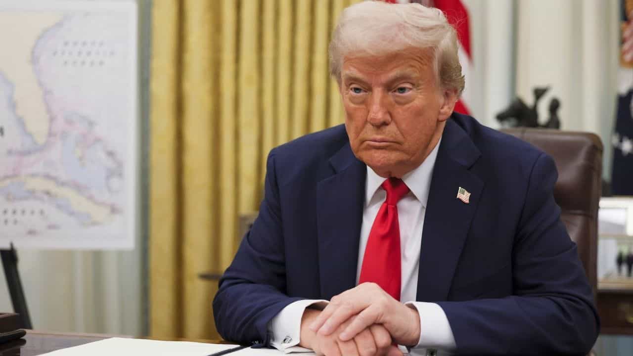 US Tariff: 'বন্ধু' মোদীর জন্য বিশেষ ডিসকাউন্ট, কোন দেশের উপরে কত শুল্ক চাপালেন ট্রাম্প? US Tariff: 'বন্ধু' মোদীর জন্য বিশেষ ডিসকাউন্ট, কোন দেশের উপরে কত শুল্ক চাপালেন ট্রাম্প?