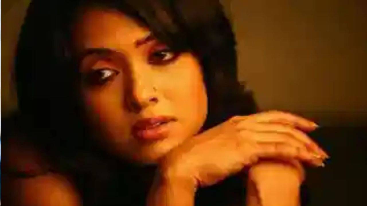 Exclusive: ঋতুপর্ণার চোখের সামনেই ঘটে সবটা, ঠাকুরপুকুর দুর্ঘটনা নিয়ে কী বললেন ঋ?