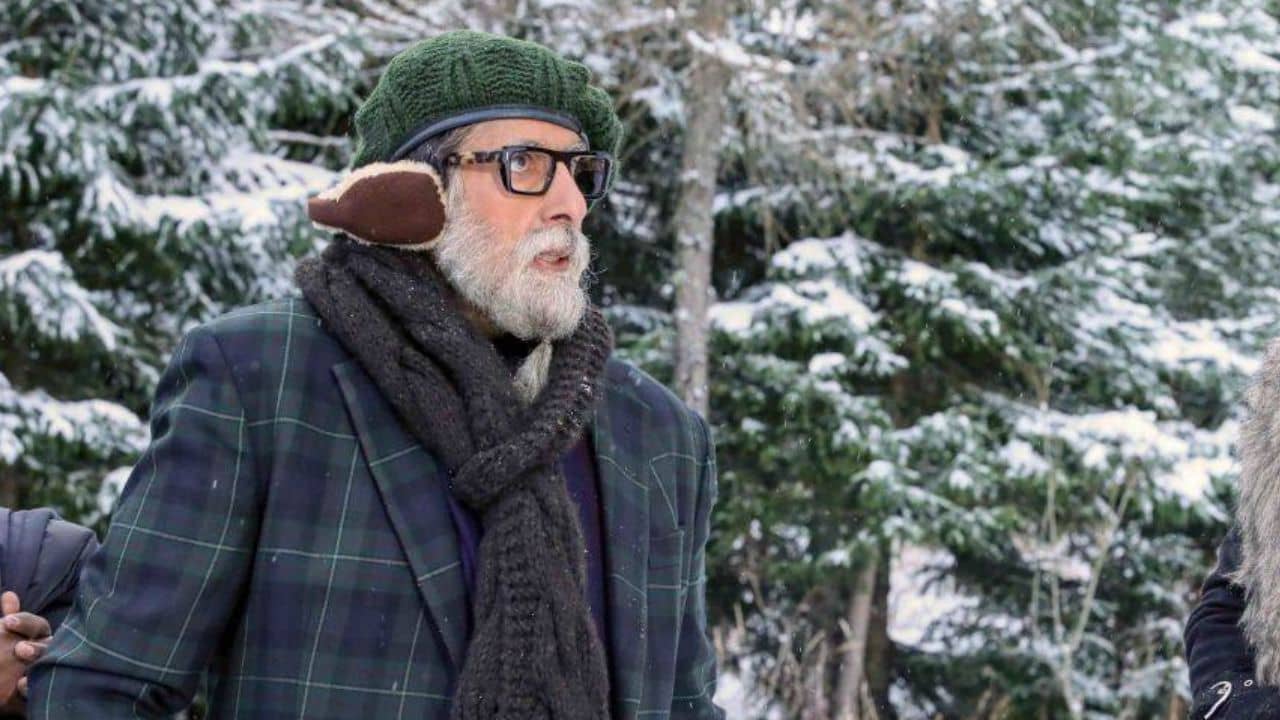 কাশ্মীরে জঙ্গি হামলার পরই কেন নেটিজেনদের নিশানায় অমিতাভ?