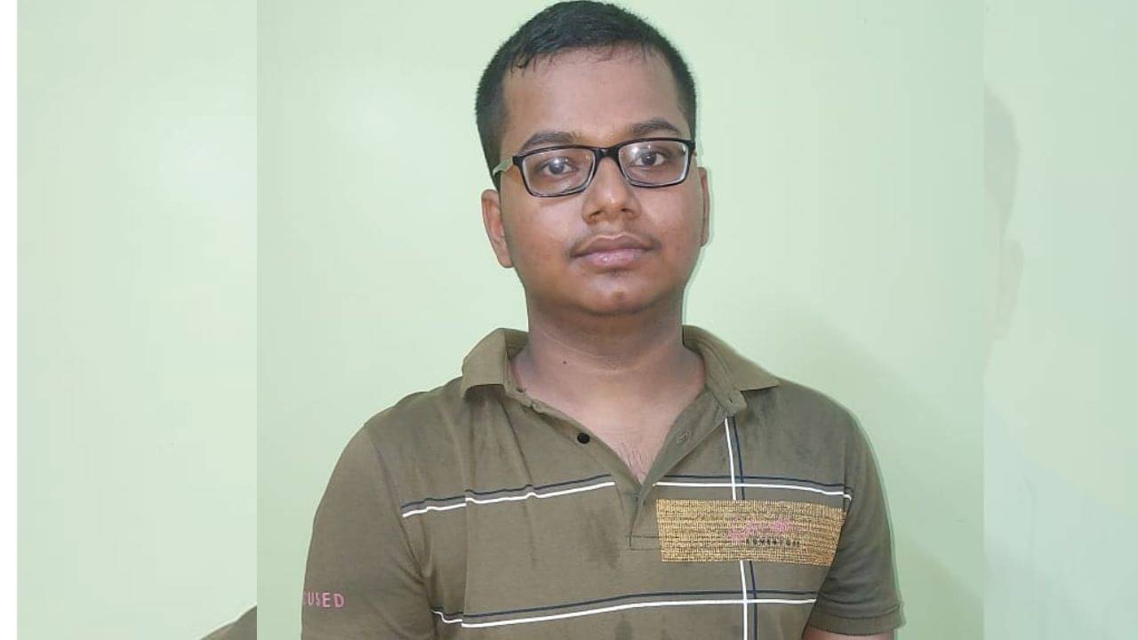 HS 1st Boy: ভালবাসাকে পুঁজি করেই সাগরপার! মাধ্যমিকের ওই ফল দেখার পর দিনে ১২-১৩ ঘণ্টা পড়া শুরু করি, এবারের উচ্চ মাধ্যমিকের টপার রূপায়নের মাধ্য়মিকের রেজাল্ট শুনলে অবাক হবেন!