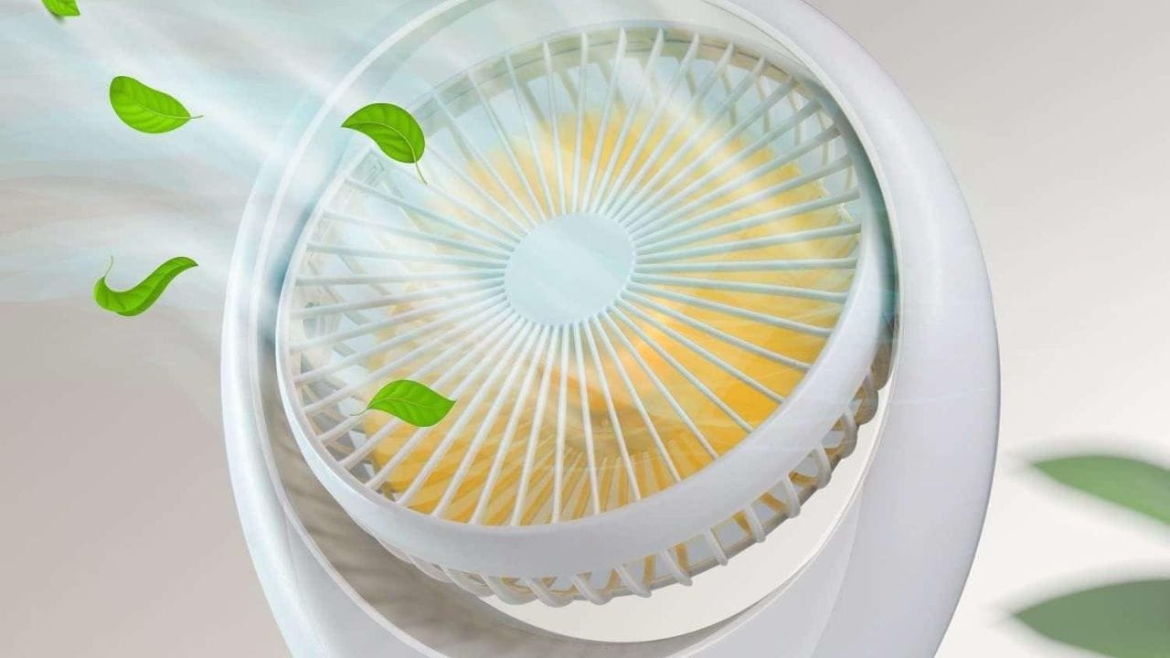 পোর্টেবল রিচার্জেবল কুলার - পোর্টেবল রিচার্জেবল কুলারও কিন্তু আপনার ঘর ঠান্ডা করতে পারে অনায়াসে। এই এয়ার কুয়ার সহজেই এক জায়গা থেকে অন্য জায়গায় বহনযোগ্য।  সহজেই এই এয়ার কুলার যা চার্জও করা যায়। বরফ বা জল দিয়ে চালালে হার মানবে এসিও। 