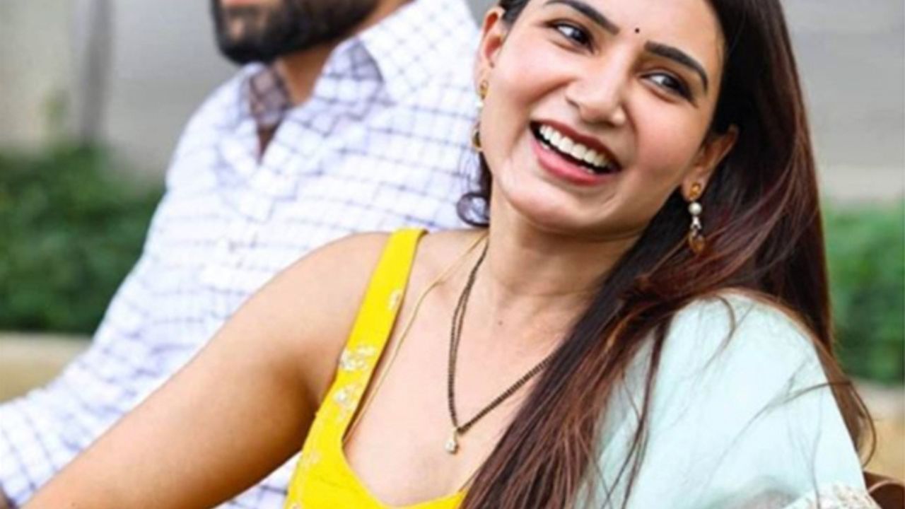 তাপ প্রতিফলনে সাহায্য করে - সাদা বা হালকা রঙের কটন শার্ট সূর্যালোক প্রতিফলিত করে এবং তাপ শোষণ করে না। এতে শরীর তুলনামূলকভাবে ঠাণ্ডা থাকে, যা গরমের দিনে অনেকটাই স্বস্তিদায়ক।