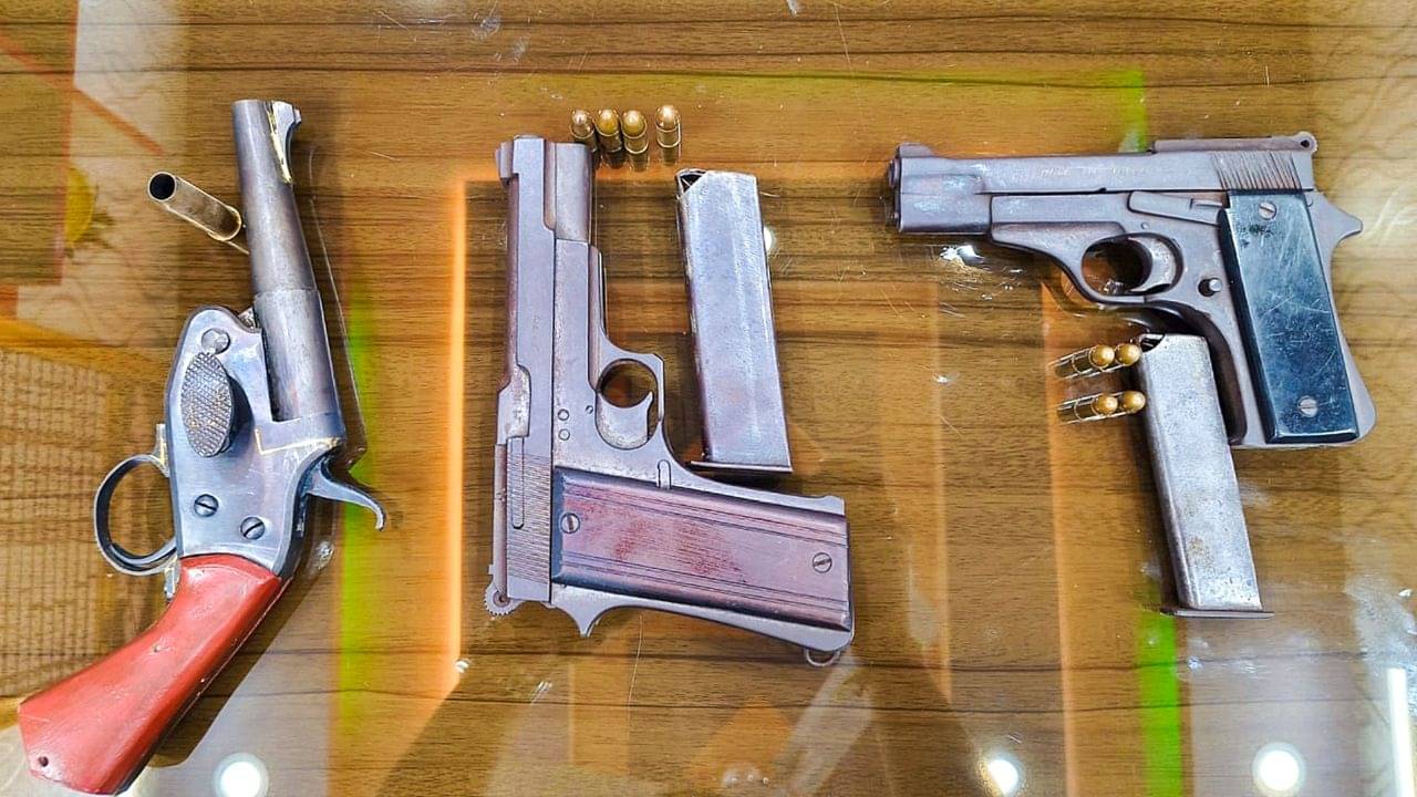 Arms License: সীমান্তে বাংলাদেশের দাপাদাপি আর বরদাস্ত নয়, অস্ত্র রাখার খোলাছুট দিল হিমন্ত সরকার