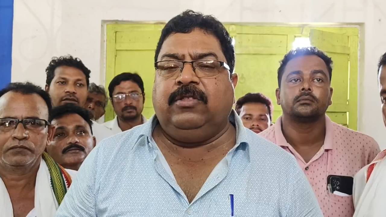 TMC-BJP: দায়িত্ব নিয়েই ‘ওষুধ’ দেওয়ার কথা বলছেন নতুন জেলা সভাপতি, পাল্টা ‘দুর্নীতির’ কথা মনে করাচ্ছে বিজেপি