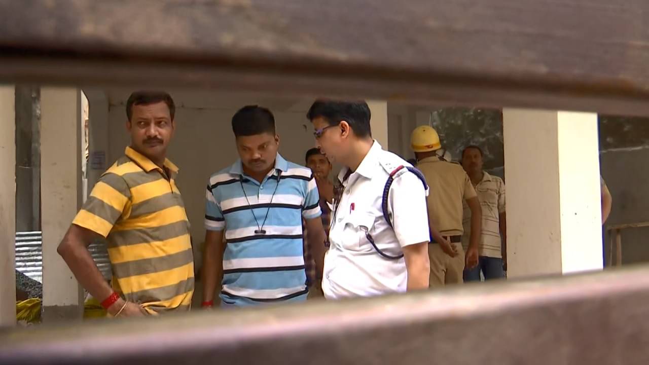 Bagbazar: বন্ধ ছাদ, গেটে তালা! তারপরেও উপর থেকে পড়ে কীভাবে মৃত্যু? বাগবাজার কাণ্ডে ভাঙা হাড়ে বাড়ছে রহস্য