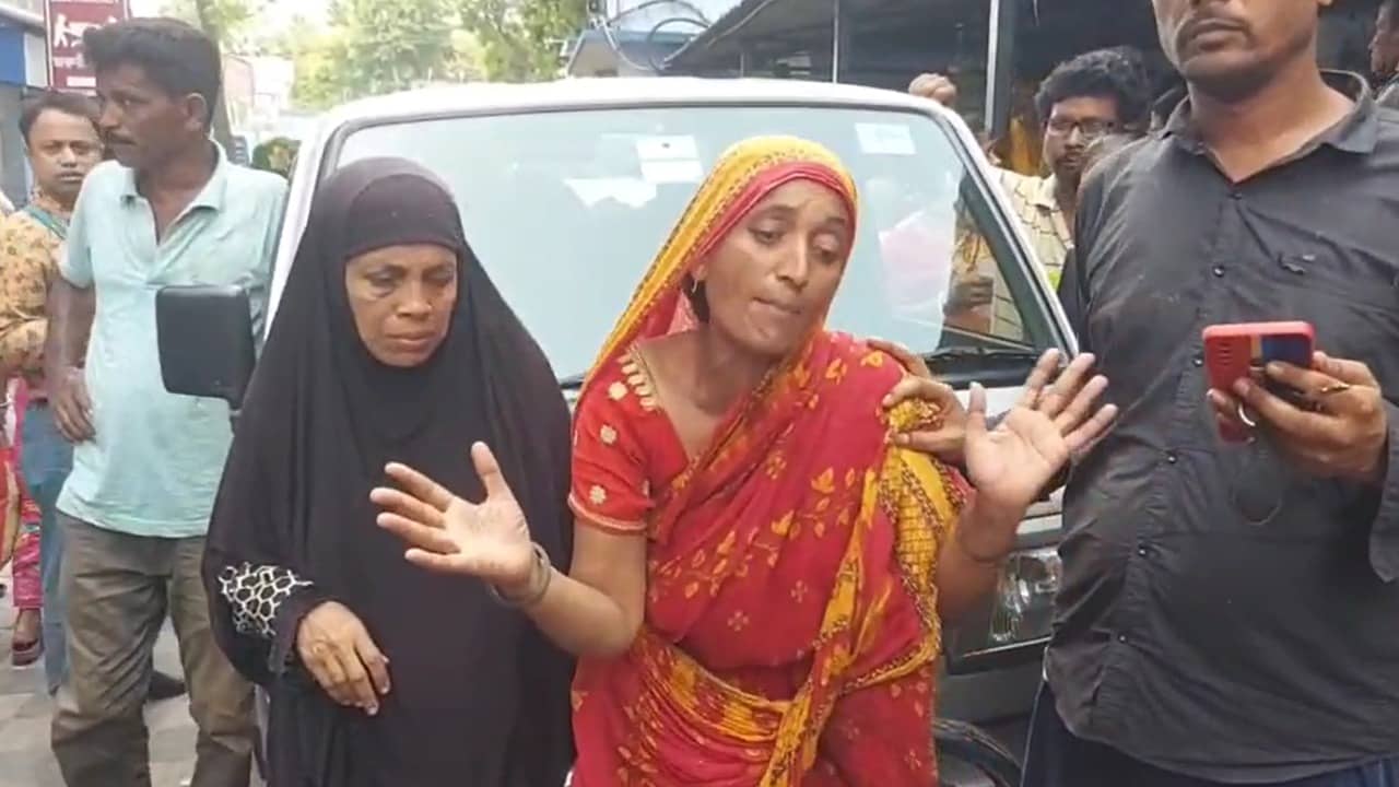 Murder: ভাইয়ের মারে হাসপাতালে দাদা, রাগ মেটাতে জেঠুকে কুপিয়ে খুন করে পলাতক ভাইপো