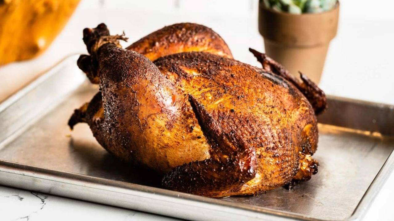 এই সহজ উপায়ে বাড়িতেই বানিয়ে ফেলুন স্মোকড চিকেন, হার মানবে রেস্তরাঁও