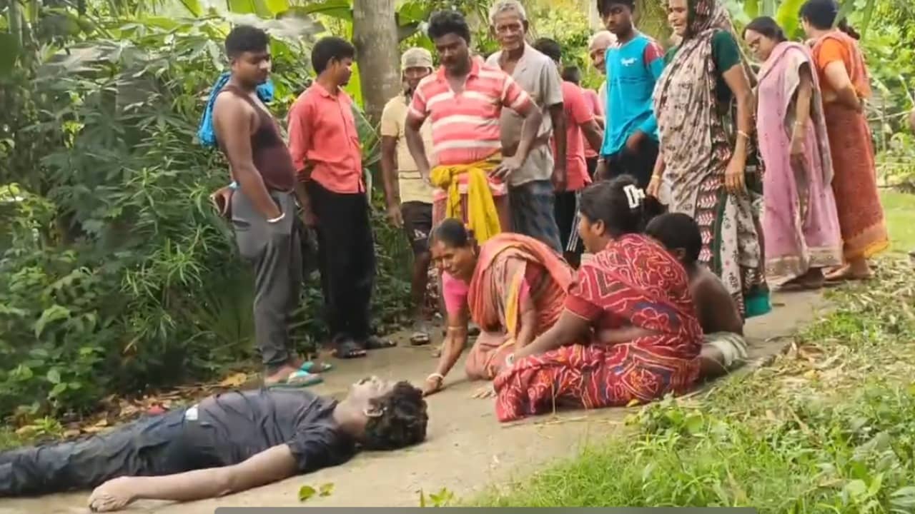 Paschim Medinipur: কেউ নামে না! মজে যাওয়া পুকুরে কী করছিলেন গণেশ? দেহ উদ্ধারে কপালে চিন্তার ভাঁজ পুলিশেরও