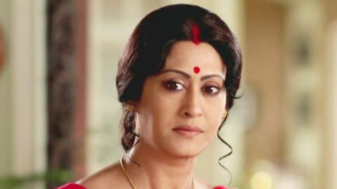 এই জন্যই সন্তানের জন্ম দিতে পারিনি, কারণ জানালেন ইন্দ্রাণী হালদার