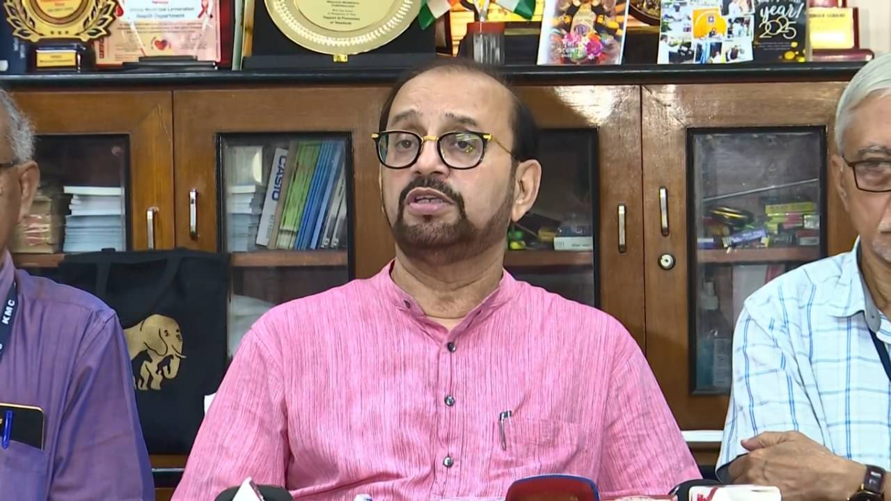 Kolkata Municipal Corporation: দুয়ারে করোনা! জরুরি বৈঠকে ডেপুটি মেয়র, কী কী ব্যবস্থা নিচ্ছে কলকাতা পুরসভা?