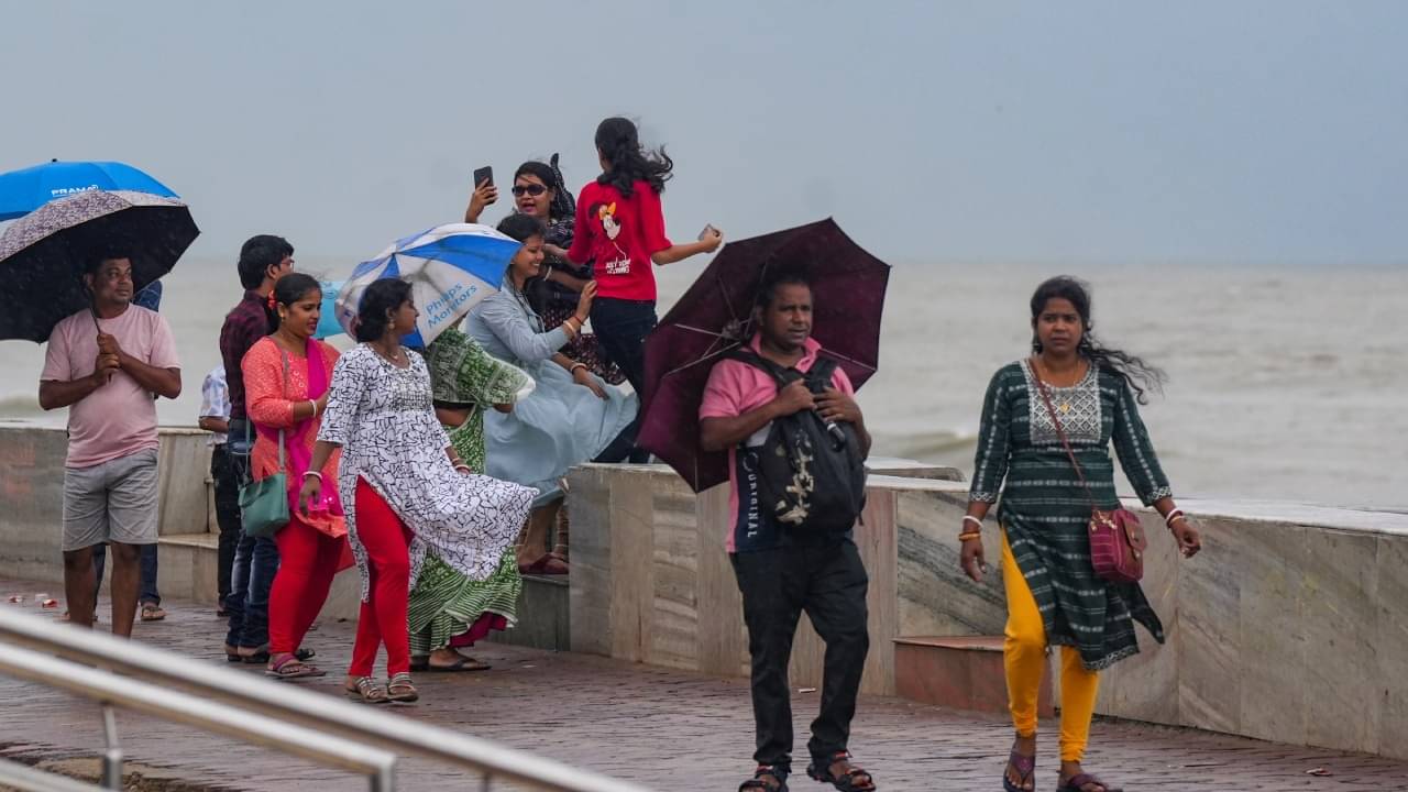 Rain in Bengal: গত ২৪ ঘণ্টায় দিঘায় মাত্র ৫ মিলিমিটার বৃষ্টি, বর্ষার খেলা কী ঘুরে গেল?