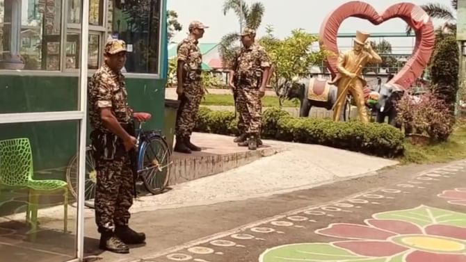 ব্রোকারেজ ফার্ম খুলে প্রতারণা, ২৬৬ কোটির অভিযোগে ED-র হাতে গ্রেফতার ২ ব্রোকারেজ ফার্ম খুলে প্রতারণা, ২৬৬ কোটির অভিযোগে ED-র হাতে গ্রেফতার ২