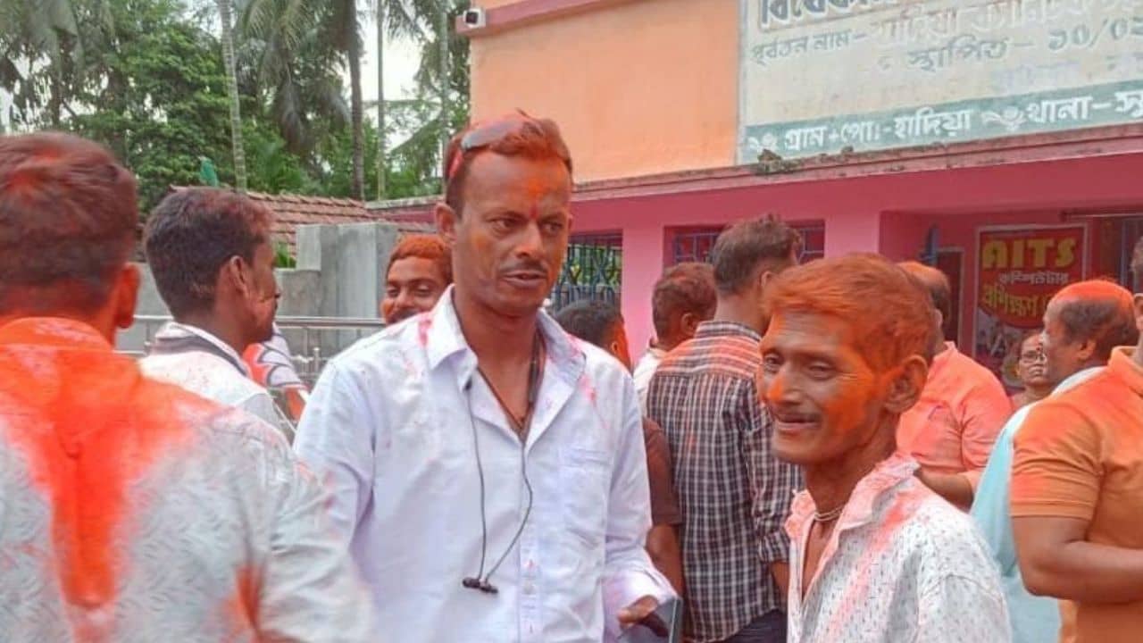 Purbo Medinipur: হলদিয়ায় সমবায় নির্বাচনে উড়ল গেরুয়া আবির