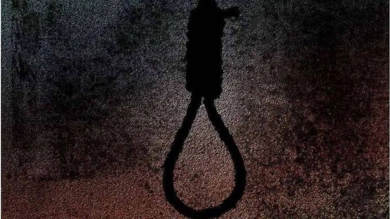 Student Suicide: হস্টেল থেকে উদ্ধার ক্লাস ইলেভেনের ছাত্রীর ঝুলন্ত দেহ