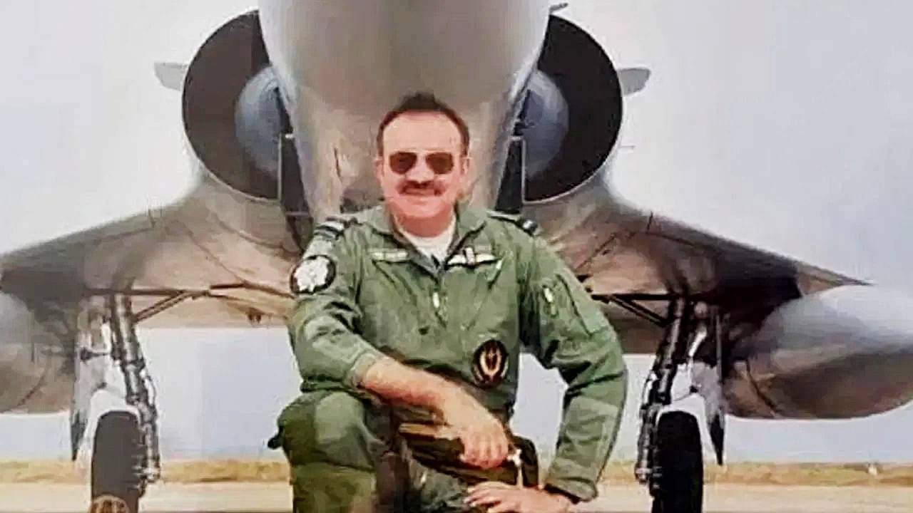 Indian Air Force: প্রথম ভারতীয় হিসাবে উড়িয়ে ছিলেন রাফাল, এই কাশ্মীরির হাতই শক্তি জোগাচ্ছে ভারতের আকাশপথকে