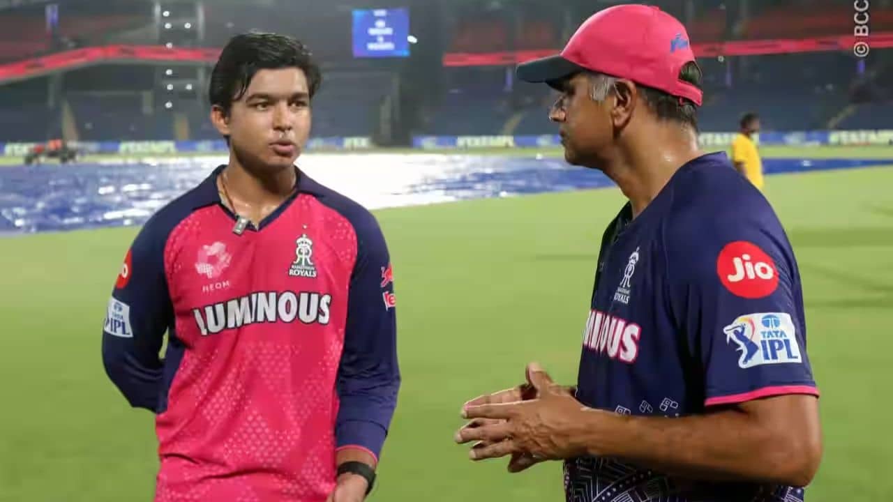 Vaibhav Suryavanshi: ধোনির সঙ্গে হাত মেলালেন না! মন জিতল বৈভব সূর্যবংশীর আচরণ...