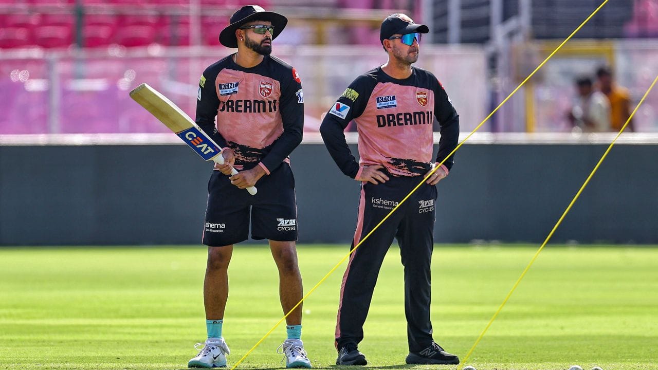 IPL 2025, PBKS vs RCB: শক্তি অনেক, পঞ্জাব-আরসিবির দুর্বল দিক কোনগুলি! IPL 2025, PBKS vs RCB: শক্তি অনেক, পঞ্জাব-আরসিবির দুর্বল দিক কোনগুলি!